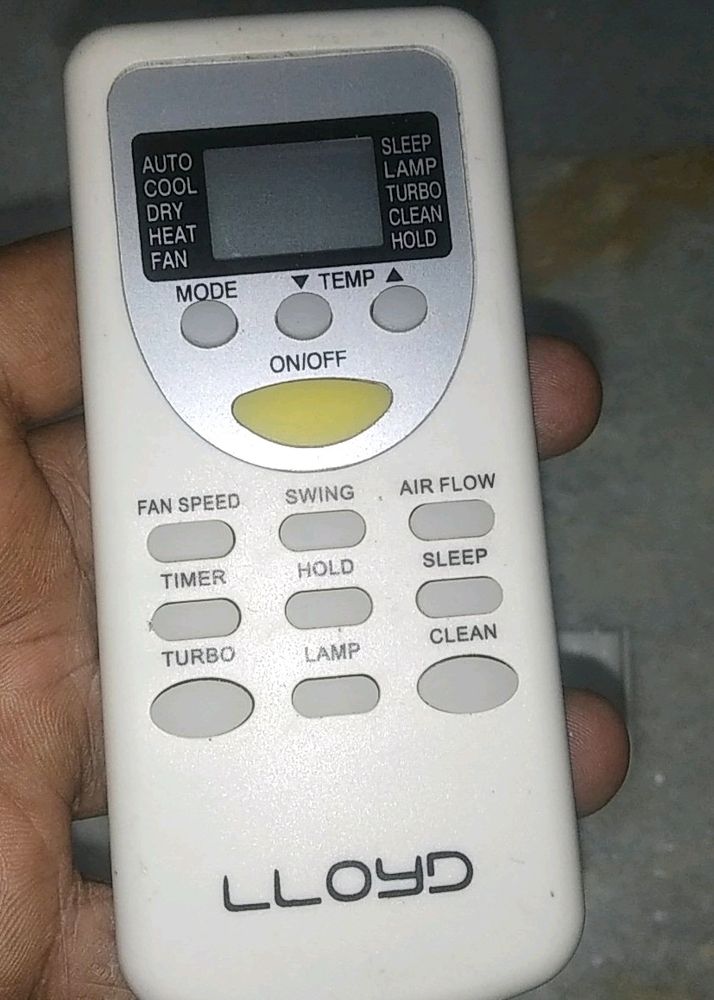 Lloyd AC Remote Like New.. Good Working