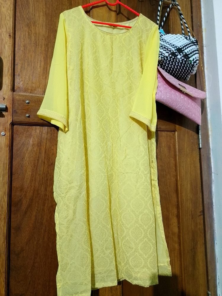 Never Used Aurelia Kurti