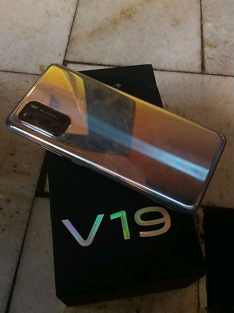 Vivo V19