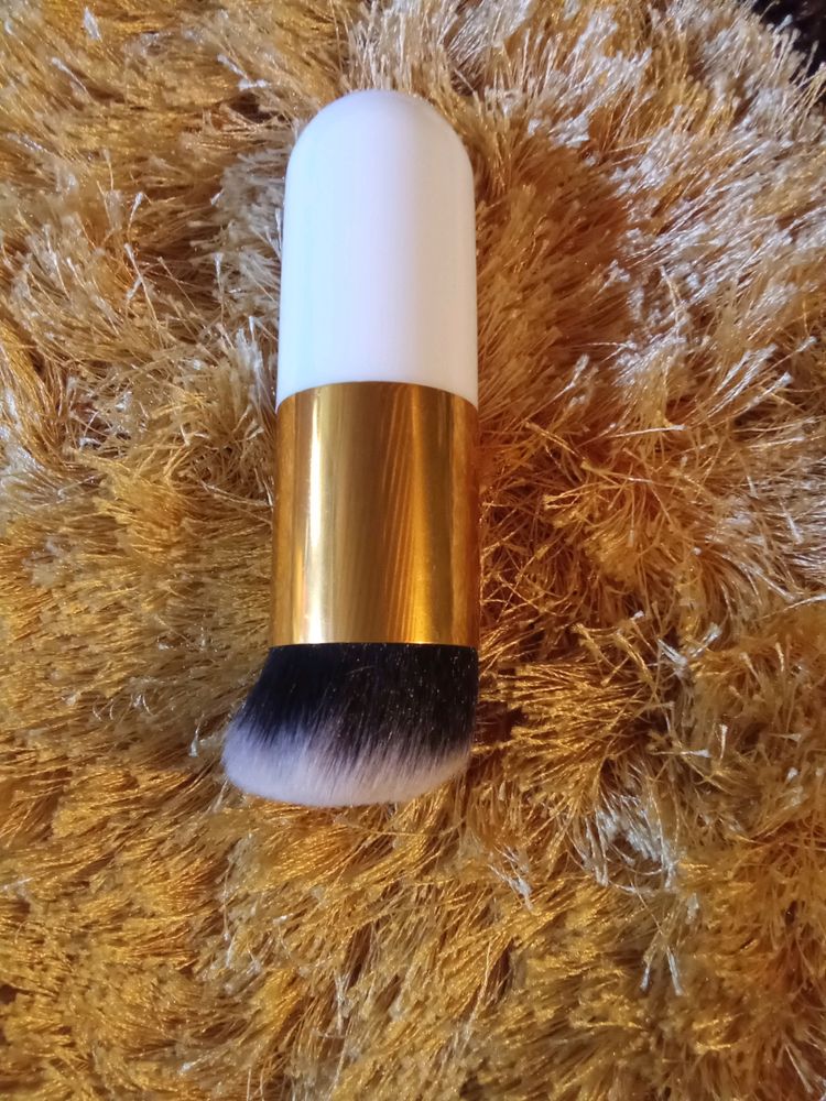 Foundation Brush