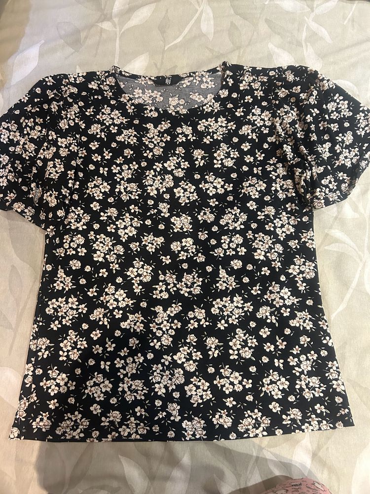 Fig Cute Floral Top