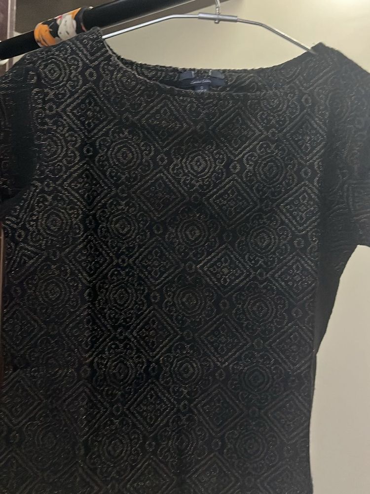 Black And Golden Print Thick Fabric Shirt