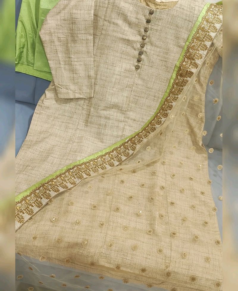 JUTE SUIT WITH HEAVY DUPATTA