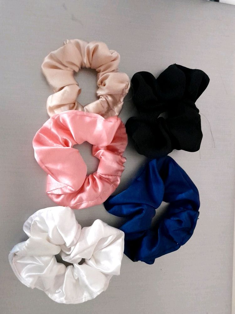 Pack Of 5 Soft Fabric Hair Scrunchies