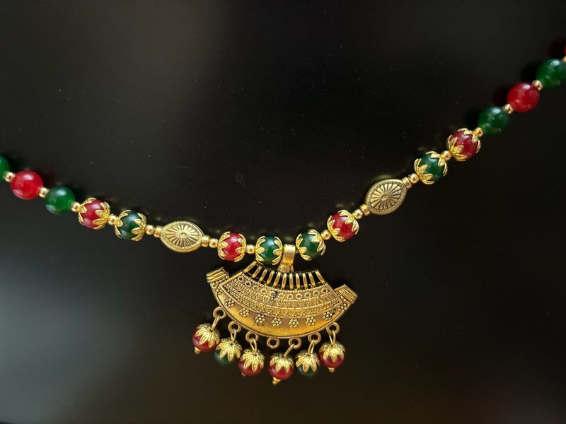 Gold Plated Stone Jewellery Necklace