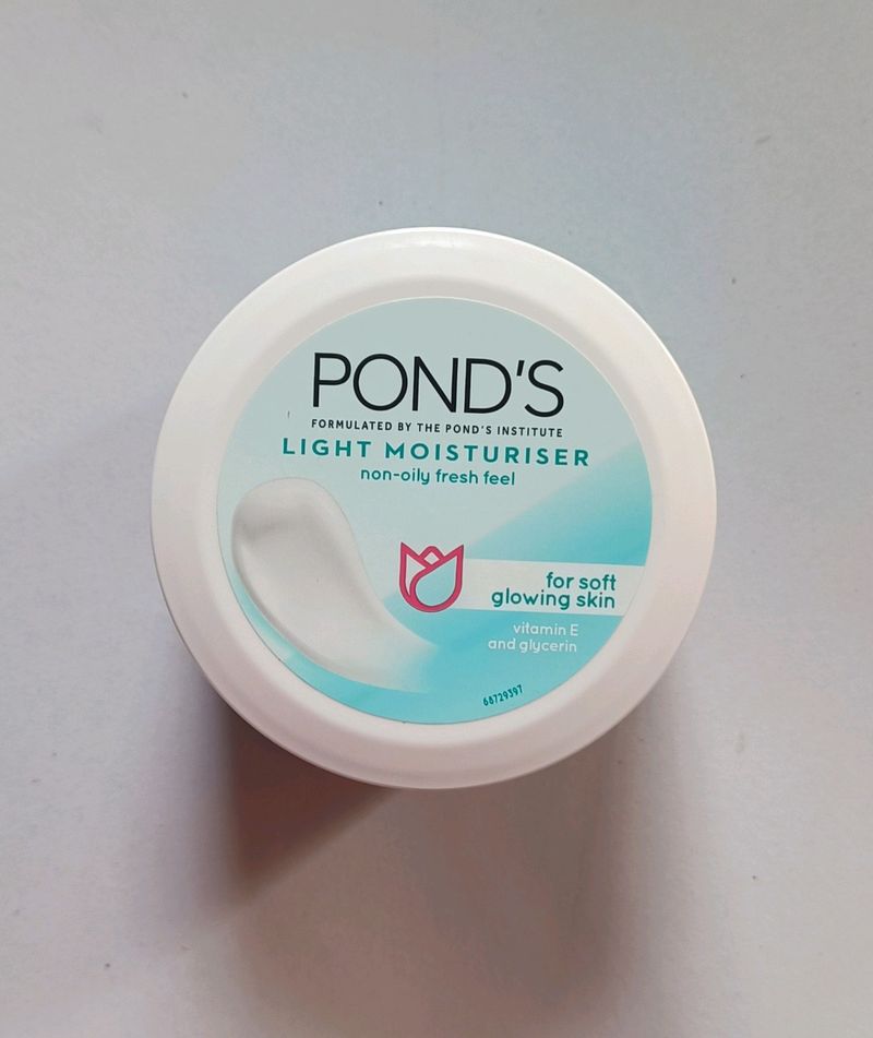 Ponds Light Moisturizer