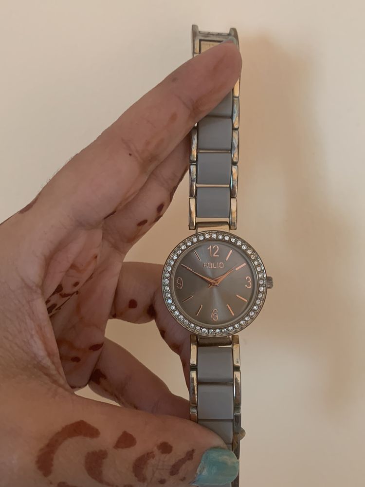 Ladies Watch From Abroad