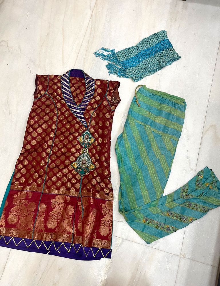 Diwali Sale- Vintage Banarasi Suit