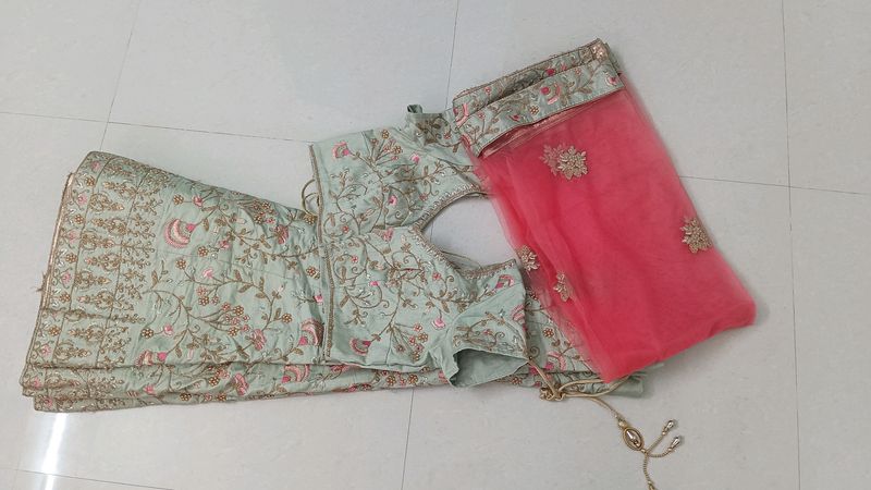 ❗Price Drop ❗.Mint Green And Pink Lehnga