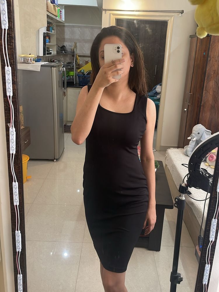 Black Bodycon Dress