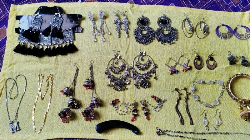 Earings ,Bracelet And Chain