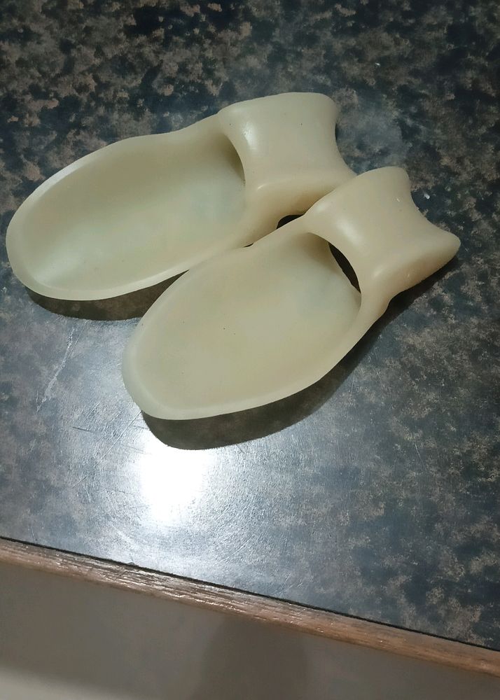 Two Pair Of Silicone Toe Separater