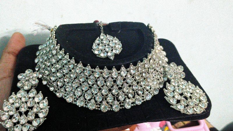 Silver Necklace Set With Earing And Mangtika