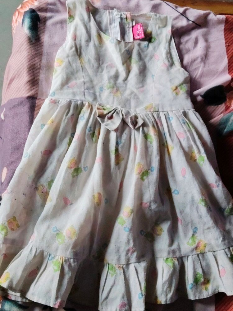 This Beautiful Frock For 2-4 Yrs Girl