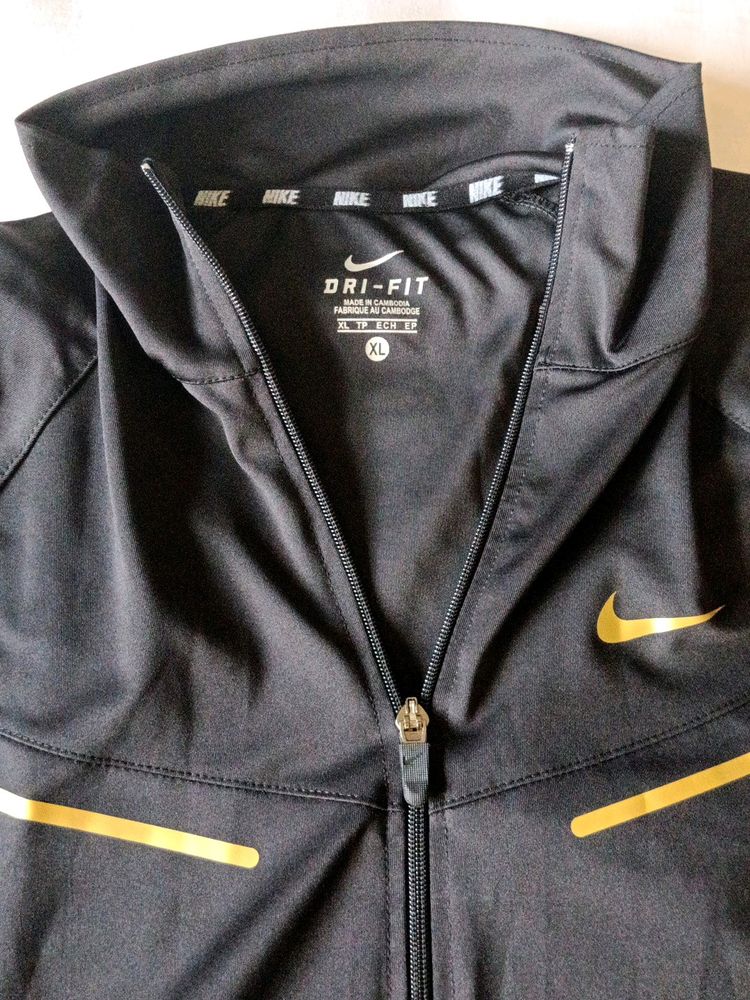 Nike Tracksuit For Men.