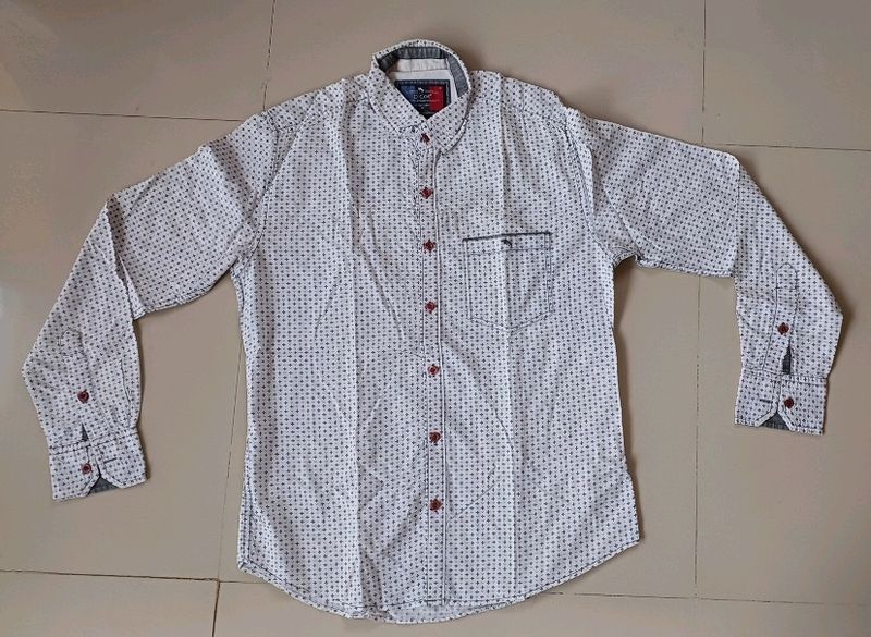 Men's shirt