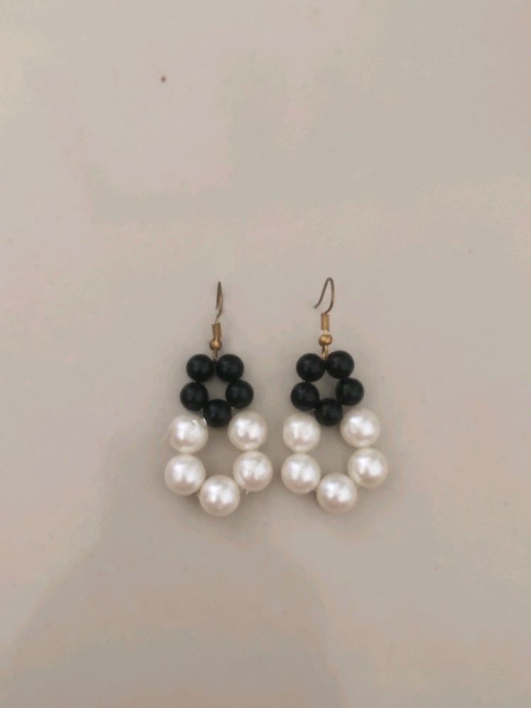 Earring Black And White Pearl