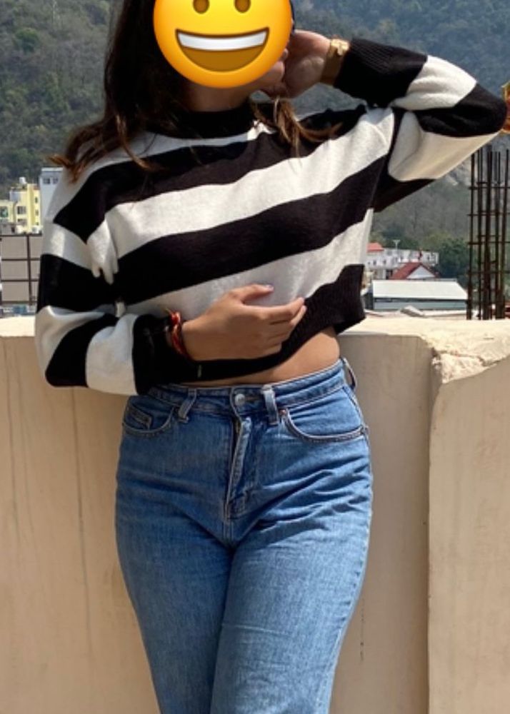 Striped Full Sleeve Cropped Sweater