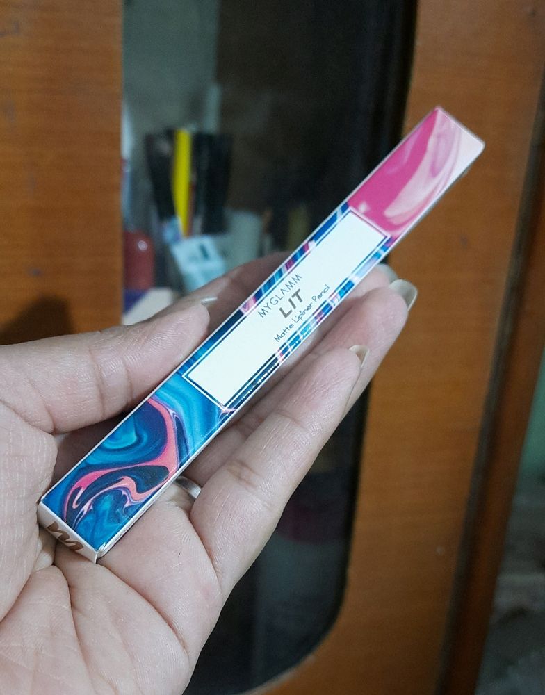 My Glamm Lipliner E-GIRL