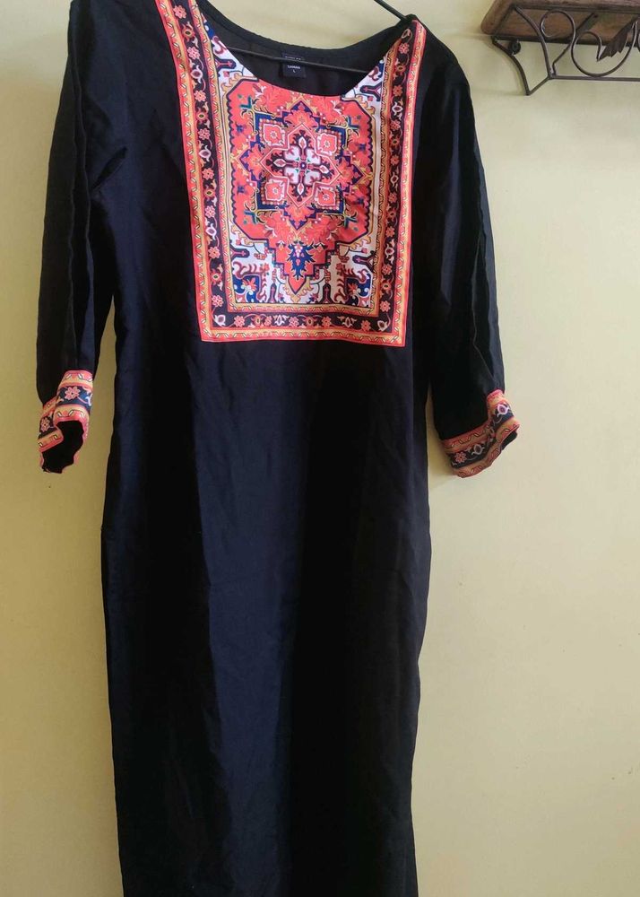 Black Kurti