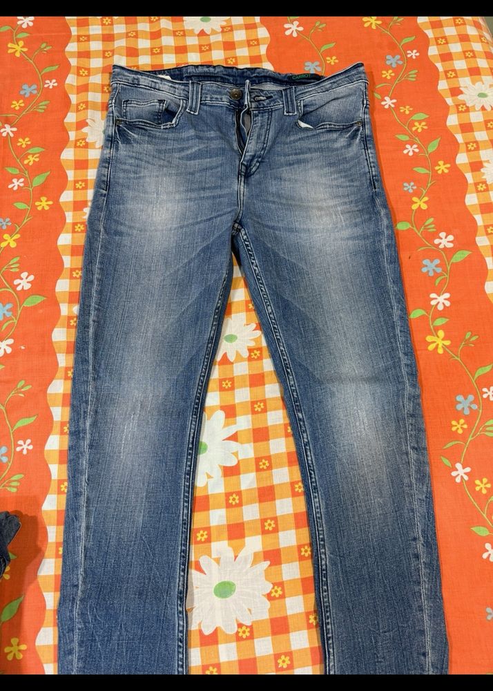 New UCB Jeans Mens Size 32 United Colors Of benett