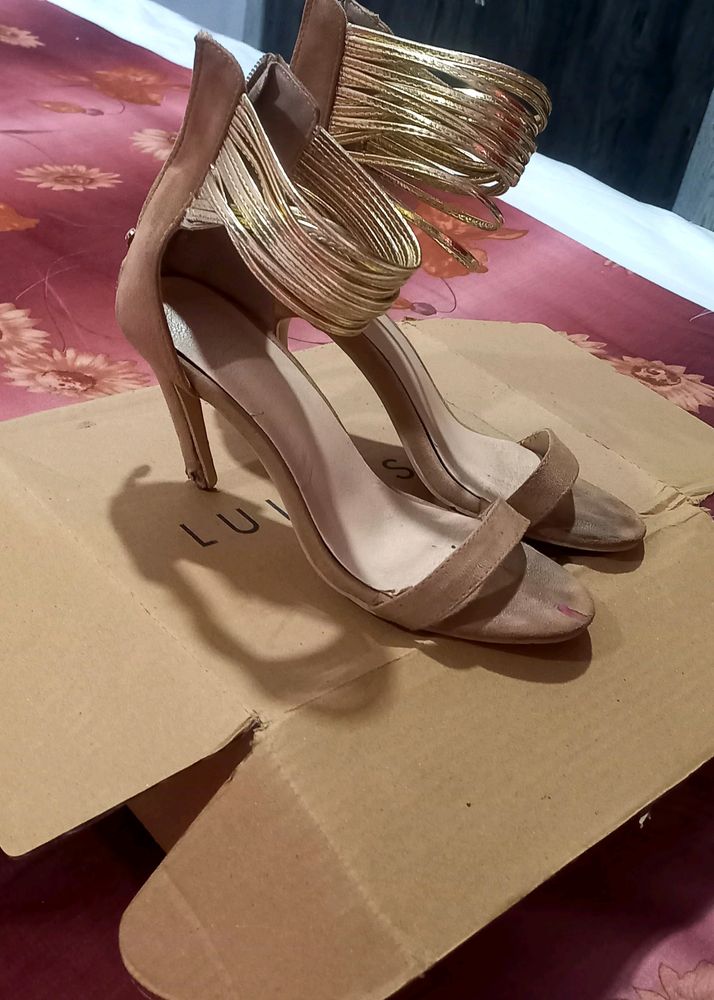 Sexy Golden high Heels