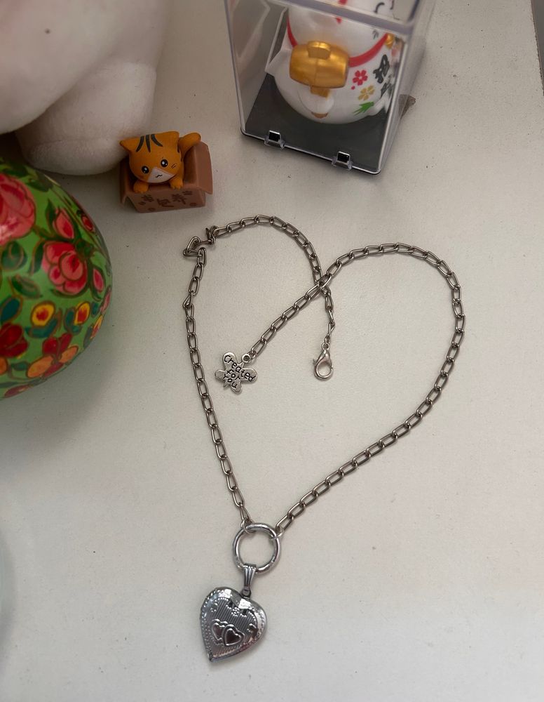 Heart Locket Necklace ❤️