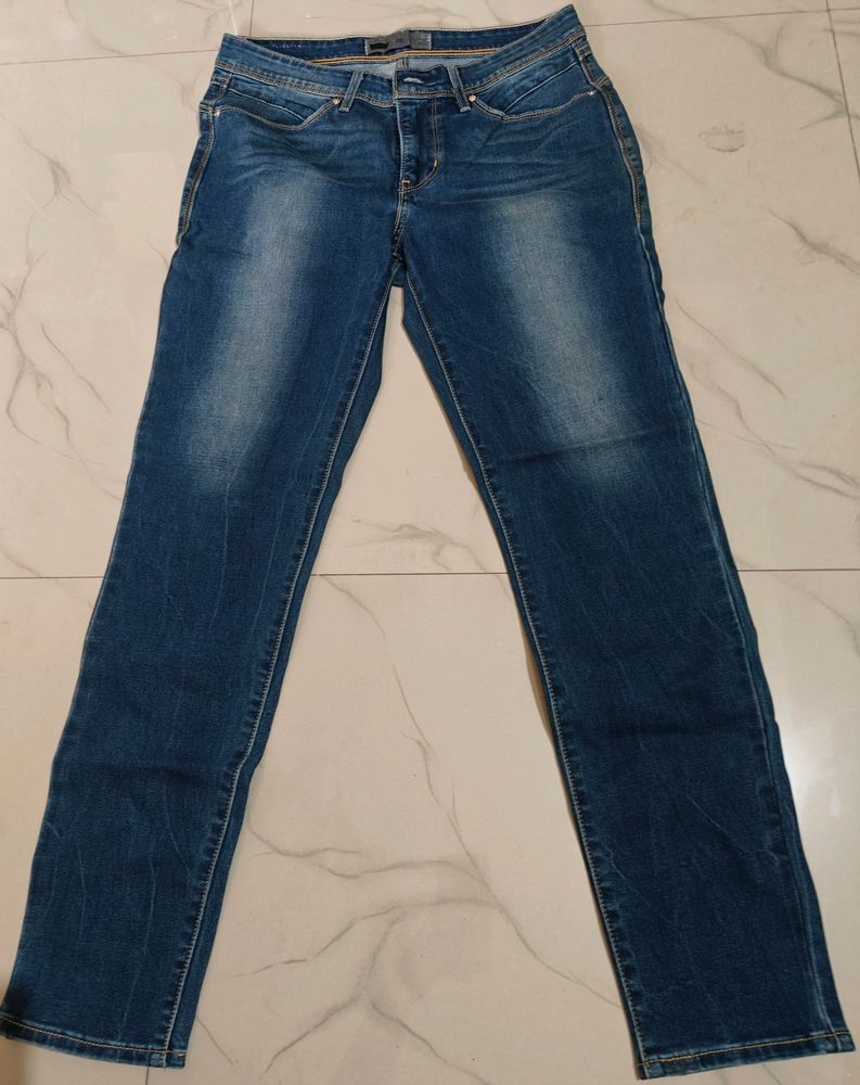 Levis new Jeans Without Tags