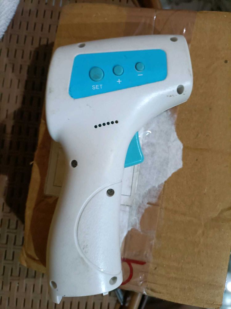 Infrared Thermometer 🌡️🤒