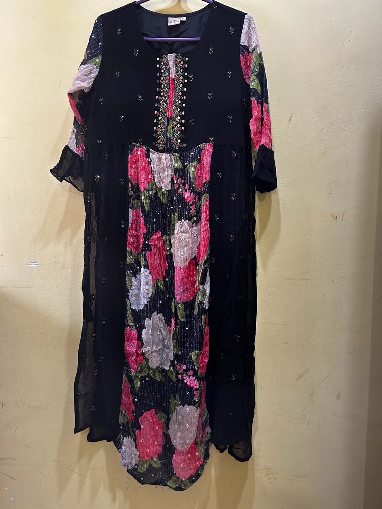 *Price Drop* Neerus Black Georgette Suit Size XL