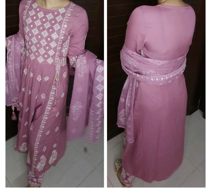 Women Mauve Lakhnavi Embroidered Partywear Suit