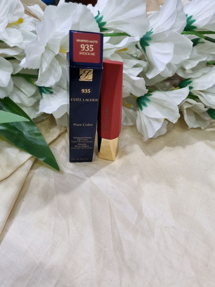 Estee Lauder Lipstick