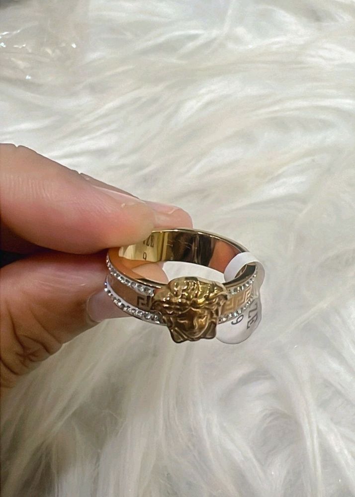 Varsace ring ANTI TARNISHED