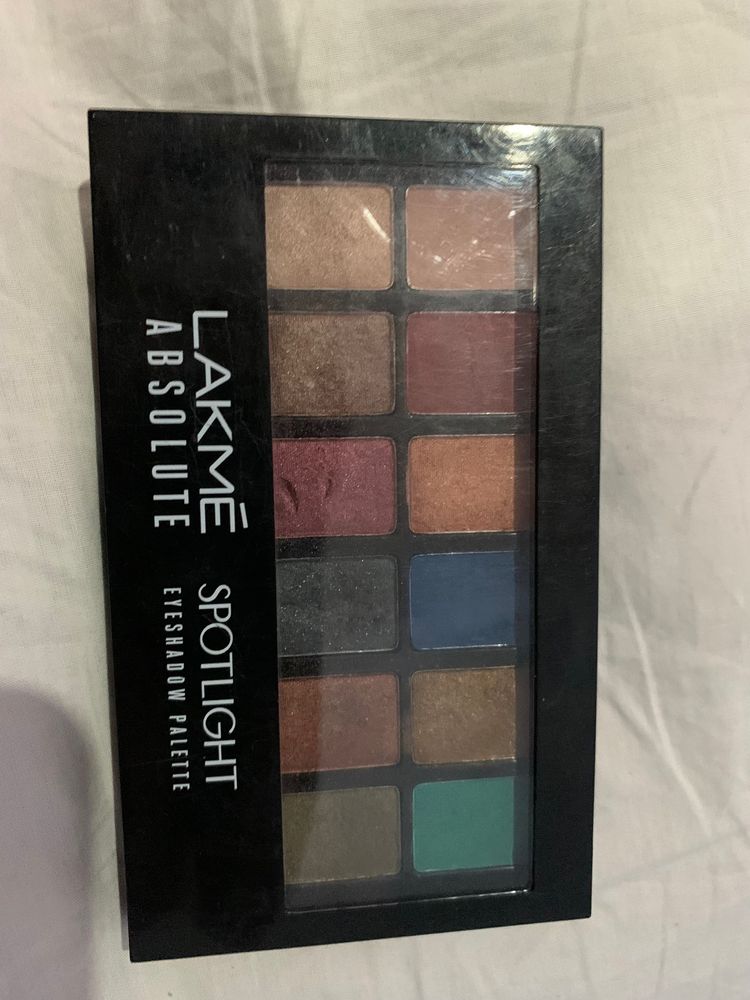 Eyeshadow Lakeme