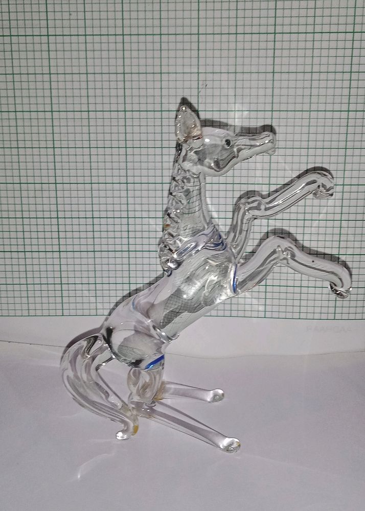 Glass Horse Idol