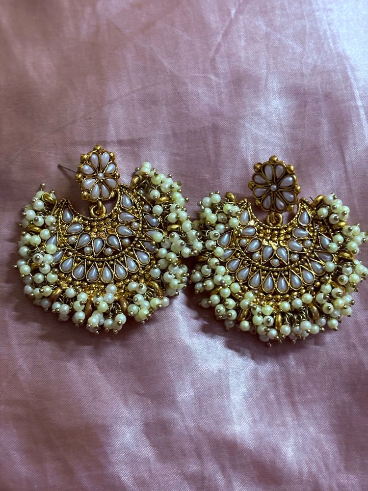 Ethnic earings