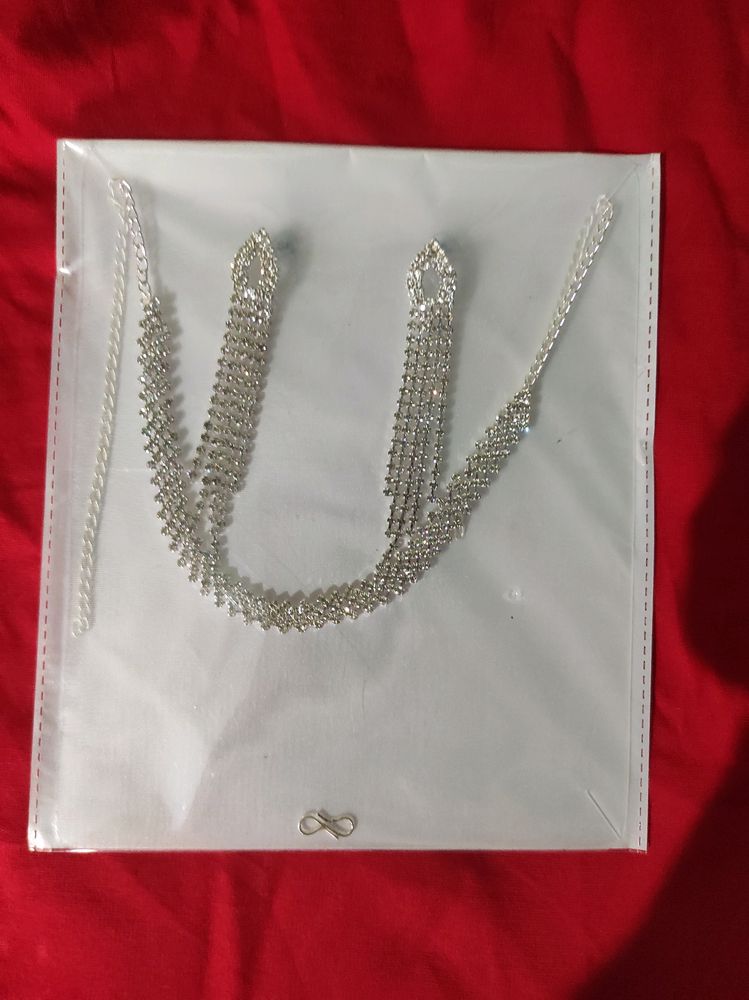 Unused Jewellery Set