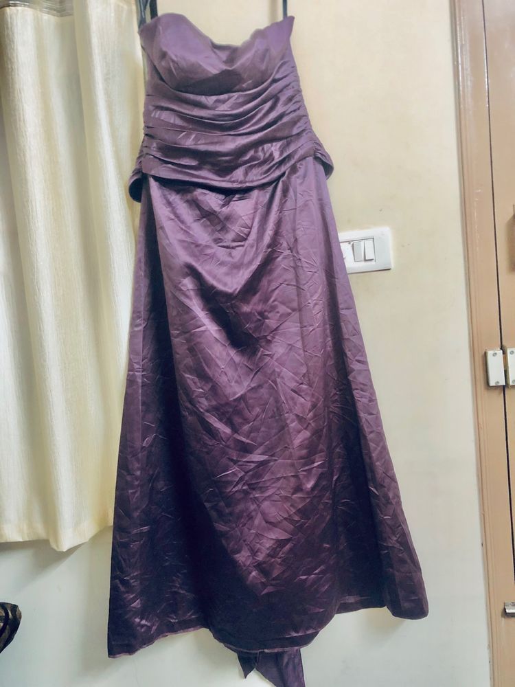 beautiful partywear gown for sale