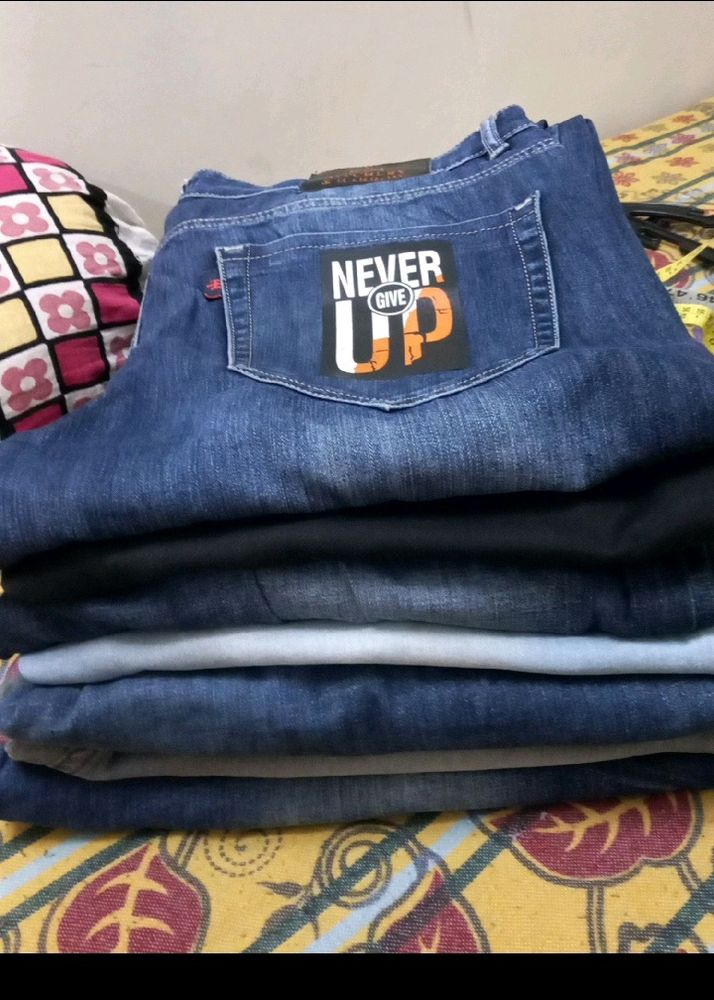 COMBO PACK OF 6 JEANS EACH ONE 299/-