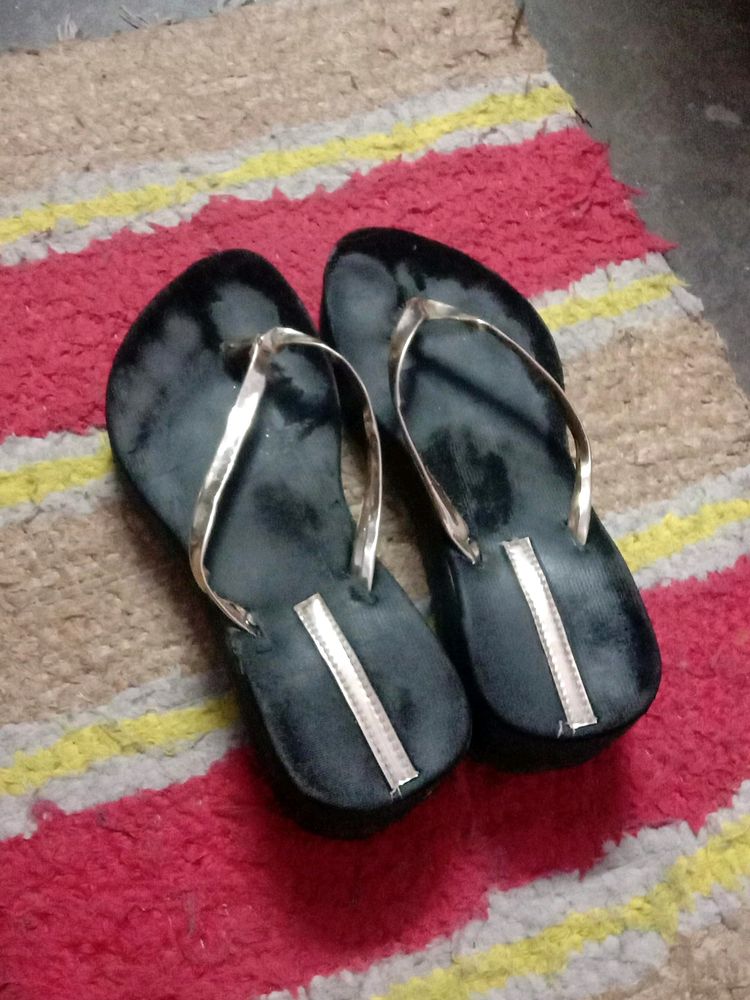 Set Of Two Sandals 👡