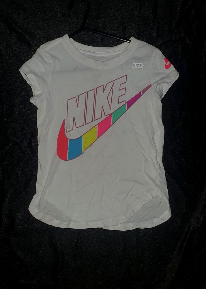 Nike T Shirt