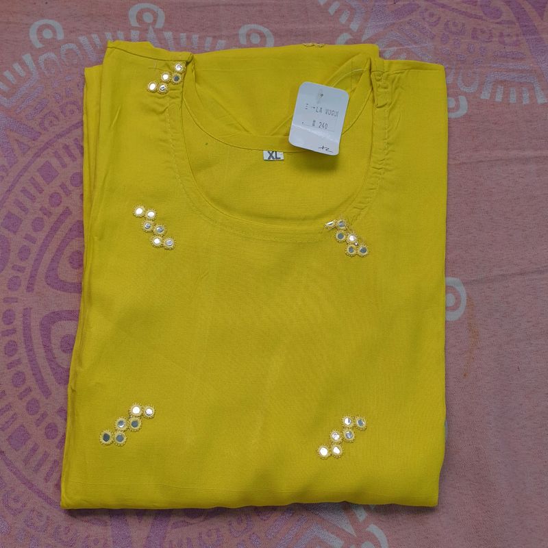 Kurti💛