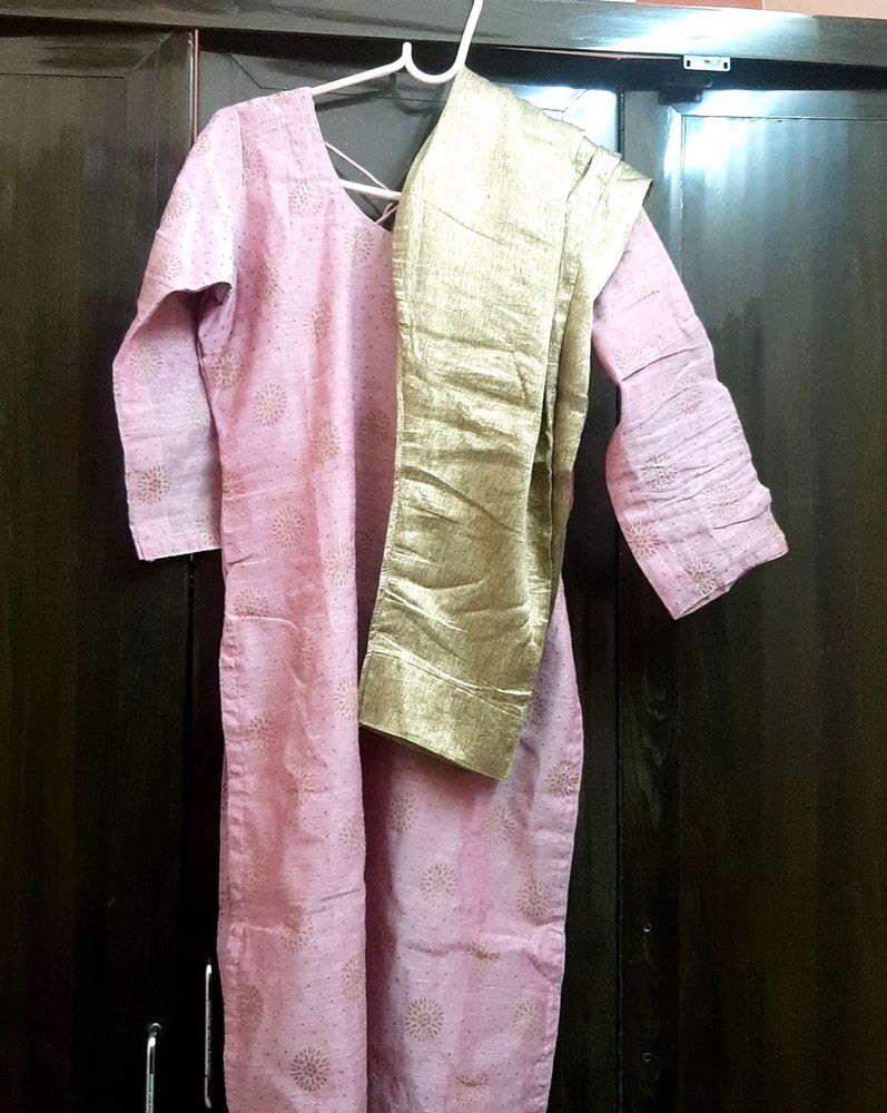 Women Silk Kurti With Pant And Accessories