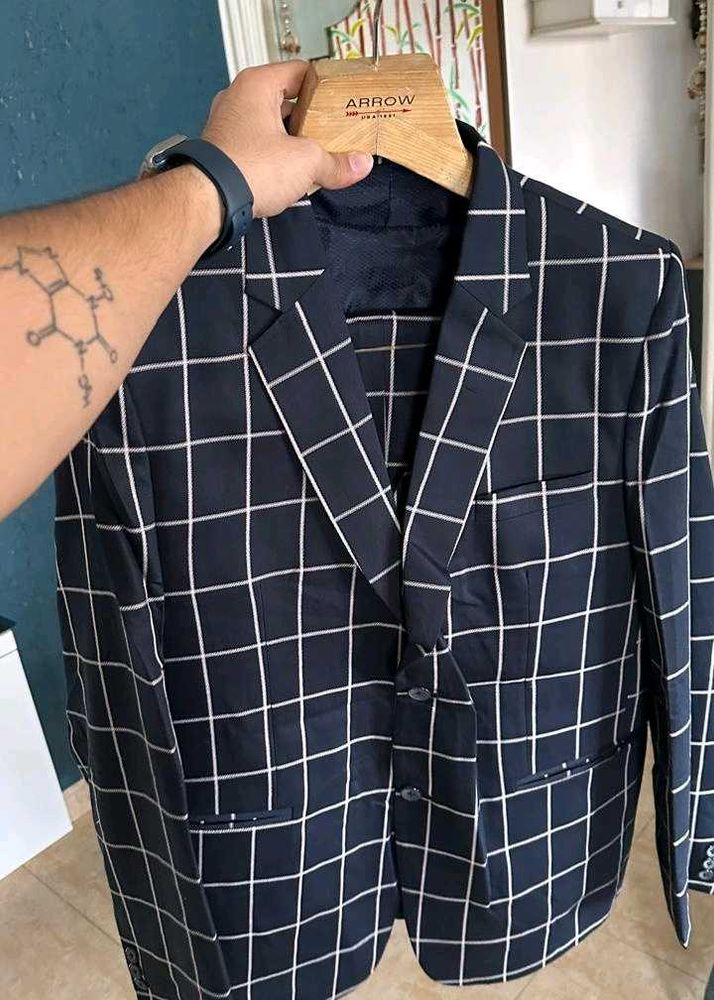 3 piece Men's suit