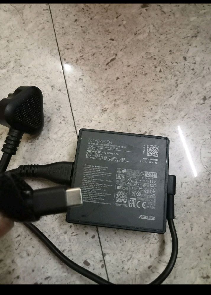 ASUS LAPTOP CHARGER NEW AND ORIGINAL 90 WATT