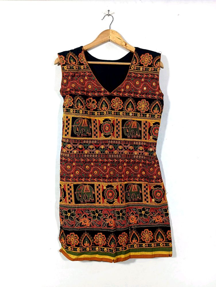 Multicolored Black Threadwork Kurta