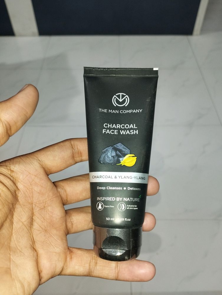 The Man Company Charcoal Face Wash