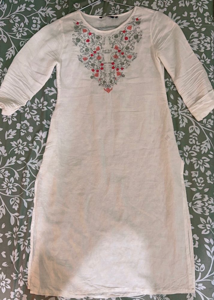 White And Coloured Kurta For Women- size- s