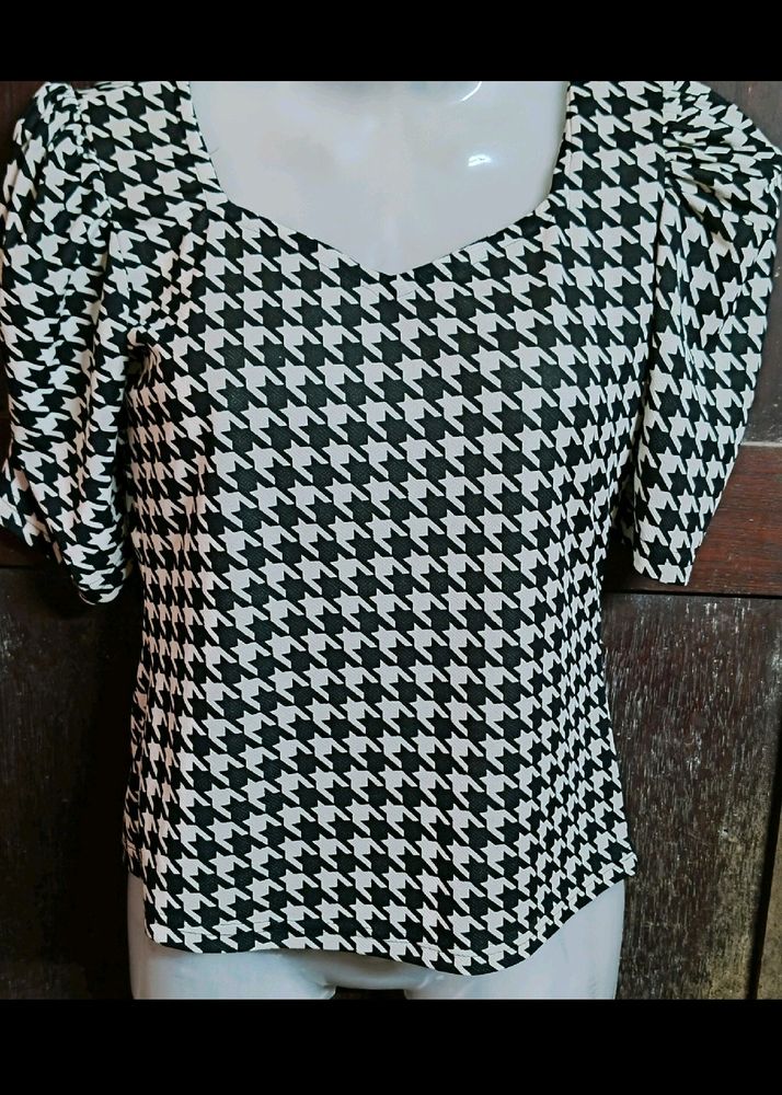 Sweetheart Neck Top