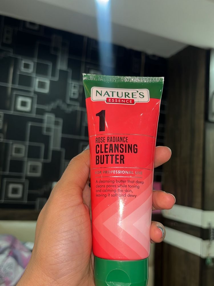 Natures Rose Radiance Cleaning Facewash